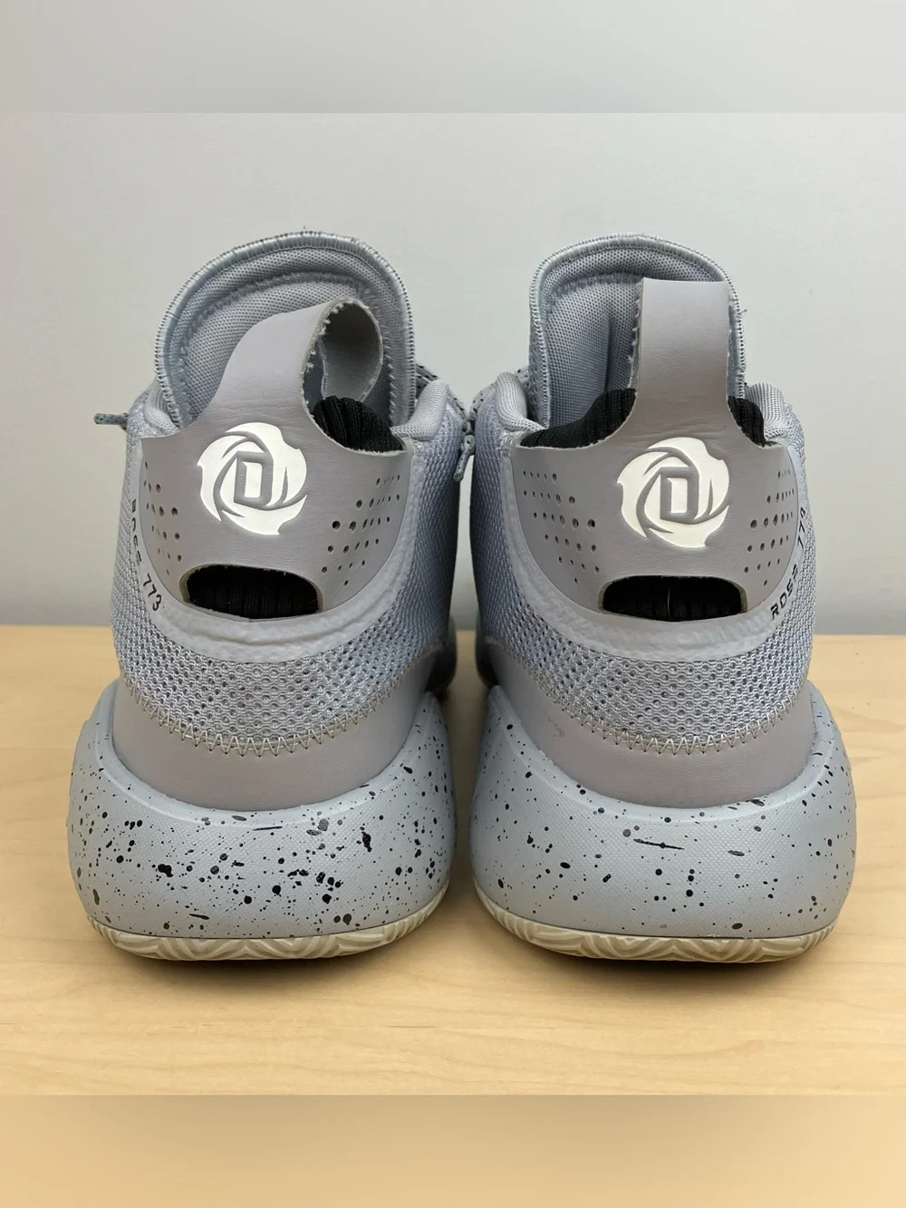 Adidas Men’s Size 12.0 D Rose 773 2020 Halo Silver Athletic Basketball Shoes